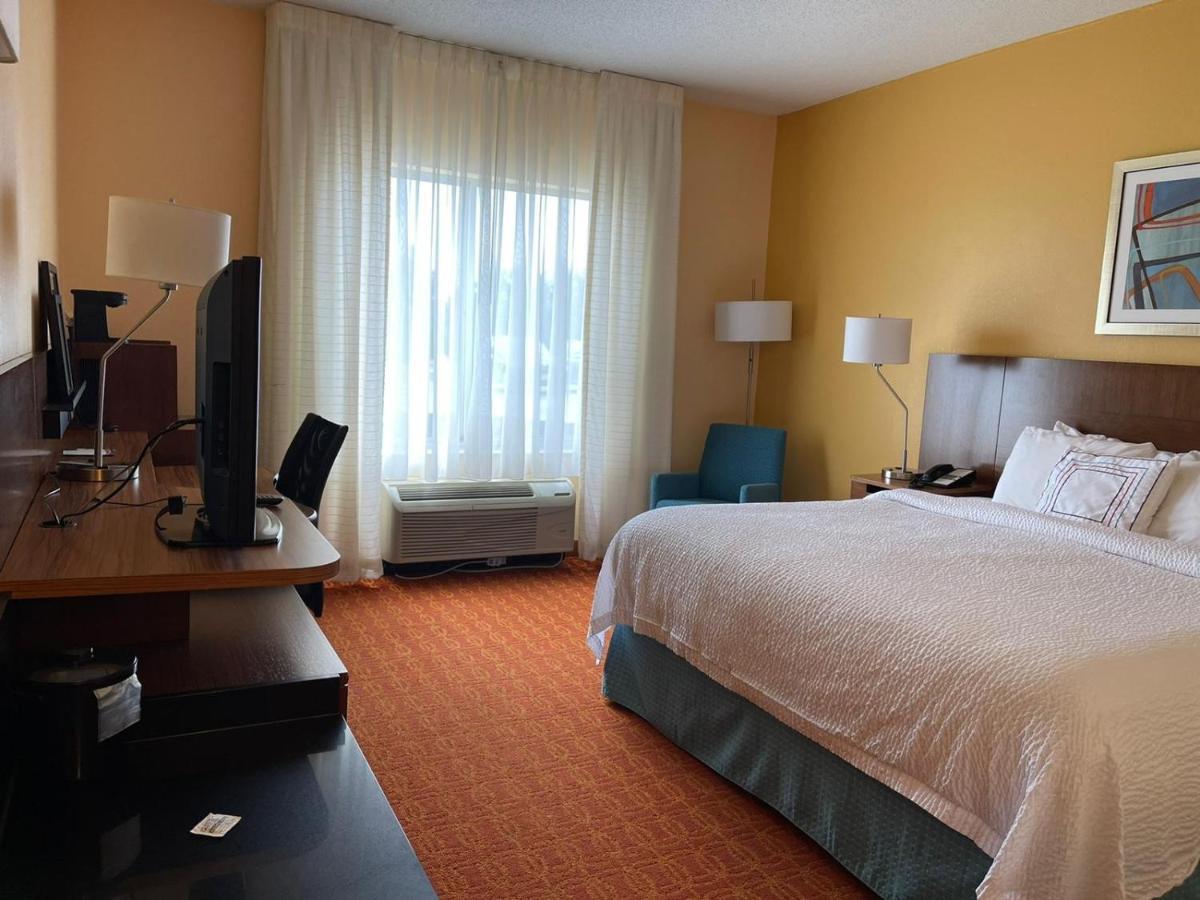 Hotel Baymont By Wyndham Chambersburg Esterno foto
